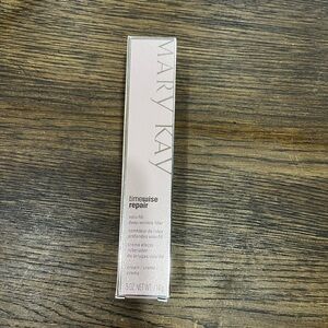 NEW Mary Kay Volu-fill Deep Wrinkle Filler